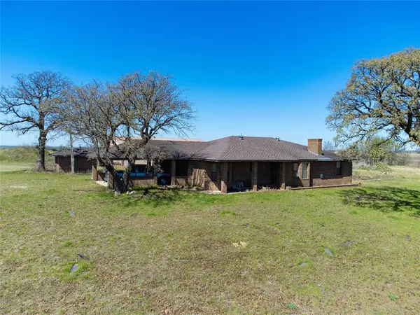 27502 Agate RD, Leon, OK 73441