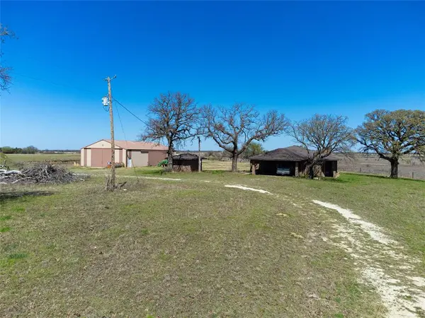 27502 Agate RD, Leon, OK 73441