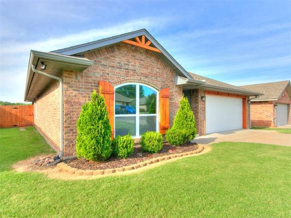 524 Talon DR, Norman, OK 73072
