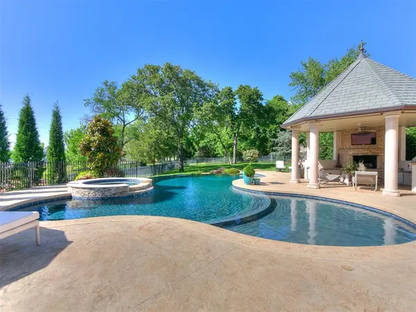 4301 Berry Farm RD, Norman, OK 73072