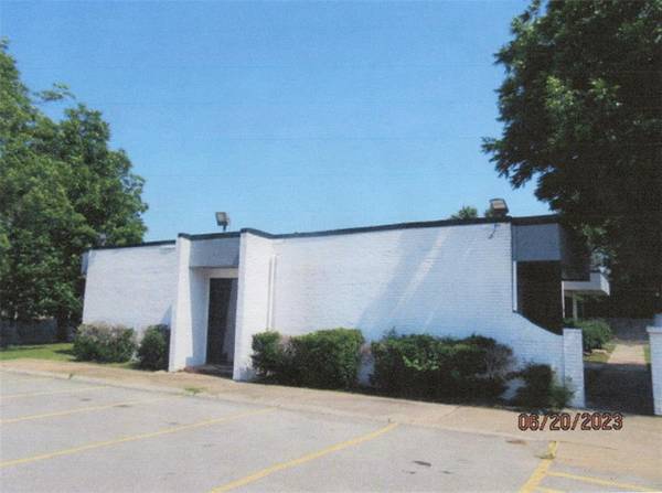Address not disclosed, Oklahoma City, OK 73107