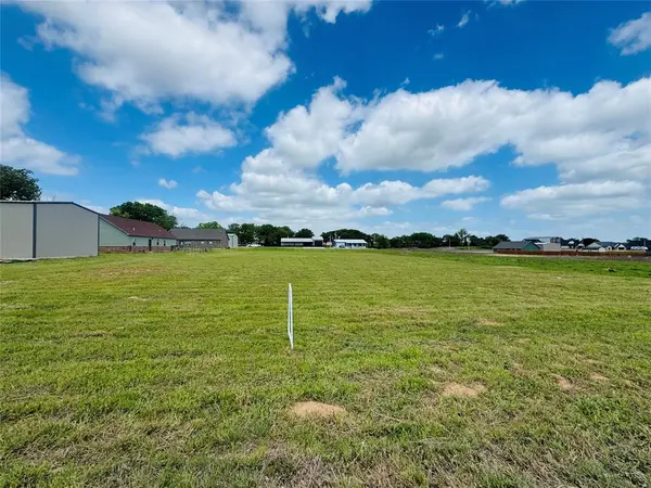 11948 Xander LN, Kingston, OK 73439