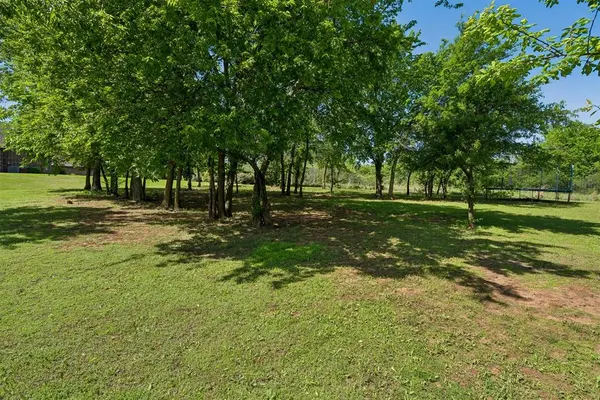 5401 Auburn DR, Norman, OK 73072