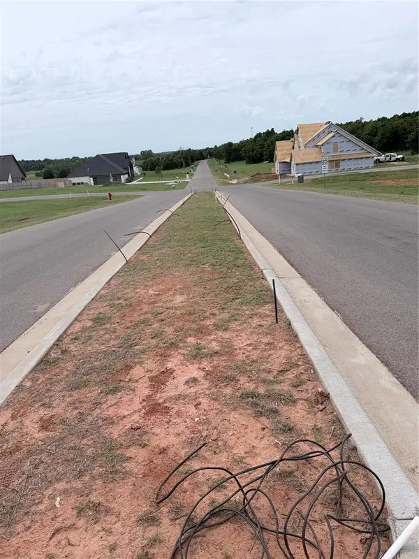 8351 Autumn Blaze, Blanchard, OK 73010