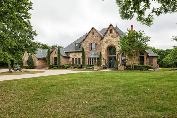 1400 Territories DR, Edmond, OK 73034