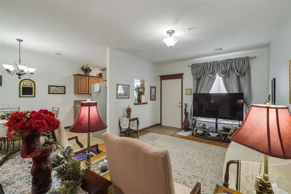 1812 Alameda ST #222, Norman, OK 73071