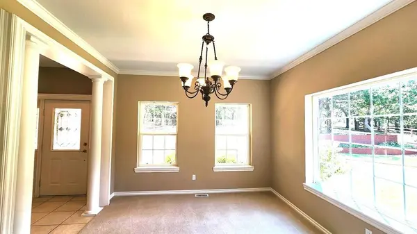 1851 Silver Oaks DR, Edmond, OK 73025
