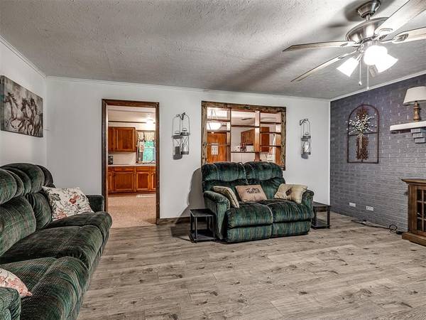 269 Muskogee DR, Eucha, OK 74342