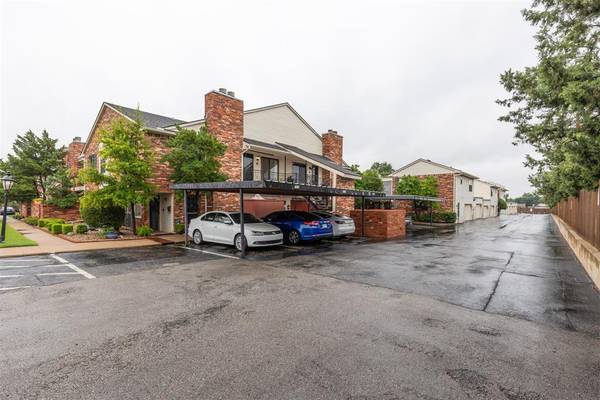 6325 N Villa AVE #122, Oklahoma City, OK 73112