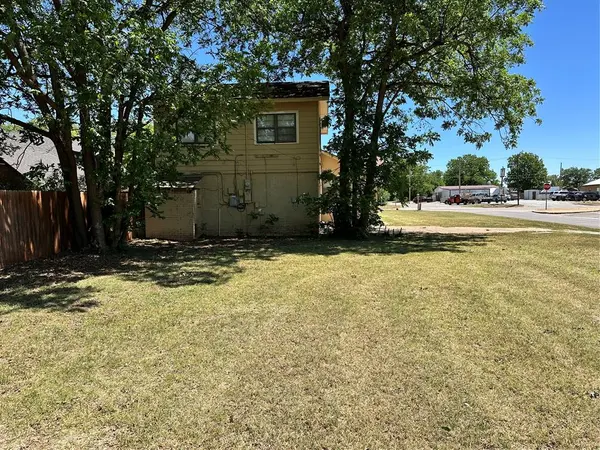 1401 N Us Route 66/ 4th Street ST, Sayre, OK 73662