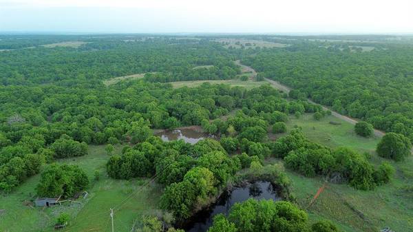 2205 N County Road 1560 RD, Rush Springs, OK 73082