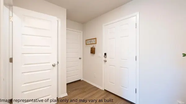 11549 SW 40th ST, Mustang, OK 73064