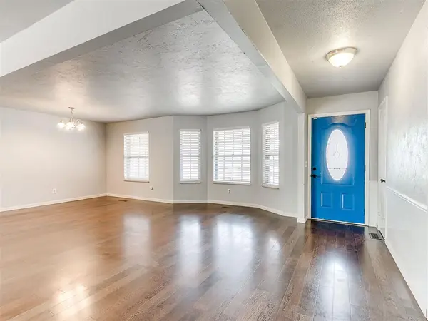 6525 N Saint Clair AVE, Oklahoma City, OK 73116