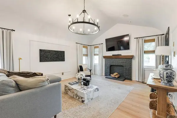 1108 W Wilshire BLVD, Nichols Hills, OK 73116