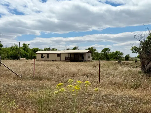 11395 N 1760 RD, Sayre, OK 73662