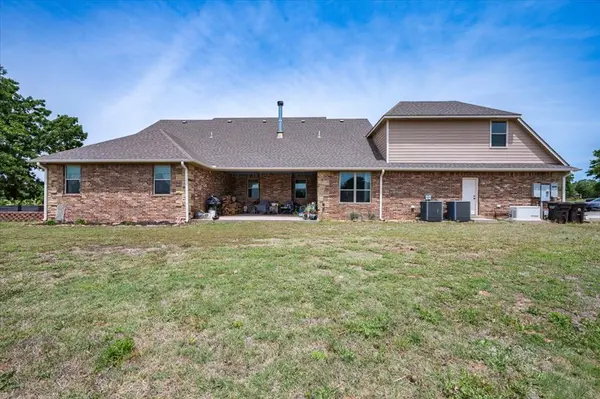 920699 Deer Ridge TRL, Wellston, OK 74881