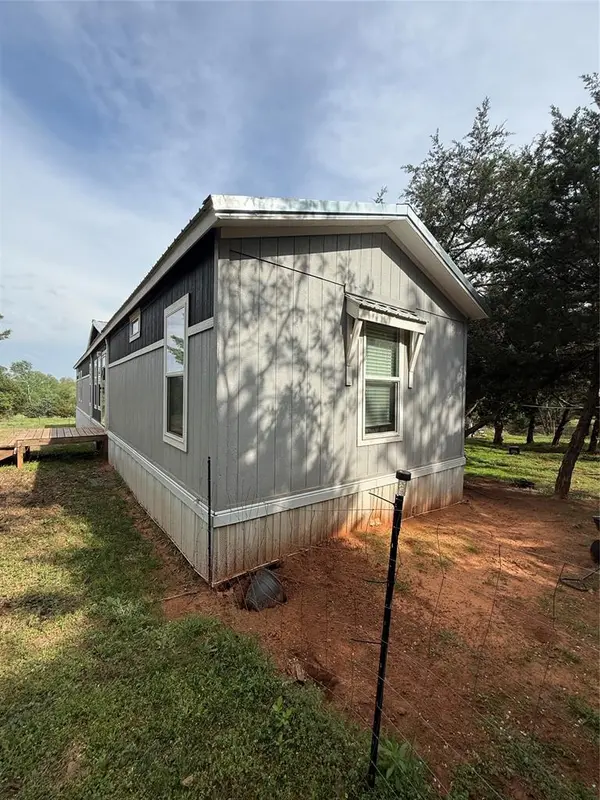 332331 E May RD, Wellston, OK 74881