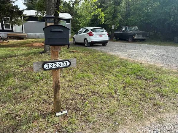 332331 E May RD, Wellston, OK 74881