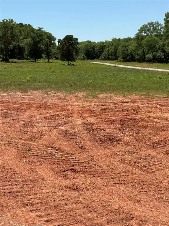 Hayfield Rd, Norman, OK 73026