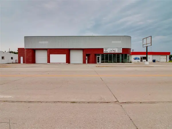 718 W Main ST, Stroud, OK 74079