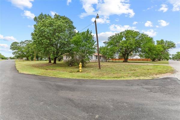 418 S 6th ST, Okeene, OK 73763