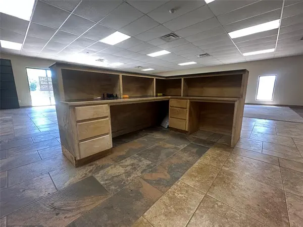 16557 NE 23rd ST, Choctaw, OK 73020