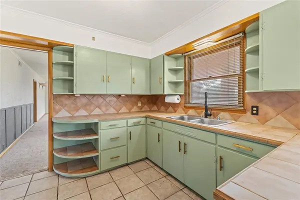 1106 N Caddo ST, Weatherford, OK 73096