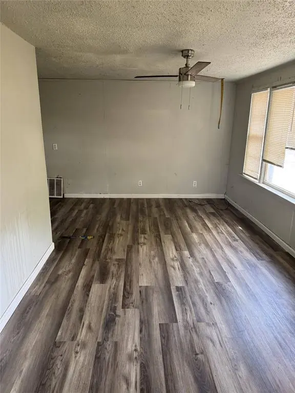 1921 N Vine ST, Oklahoma City, OK 73121
