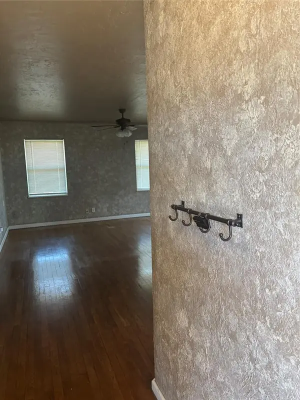 214 Iroquois TRL, Burns Flat, OK 73647