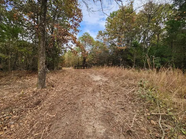 N 4260 RD, Checotah, OK 74426