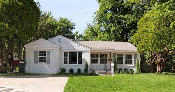 1117 W Symmes ST, Norman, OK 73069