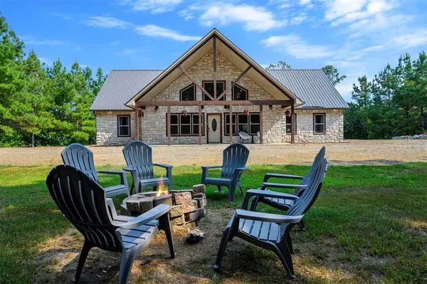 389 Overcup Acorn TRL, Broken Bow, OK 74728