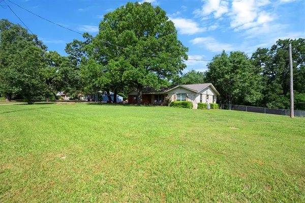 555 Skipjack RD, Eagletown, OK 74734