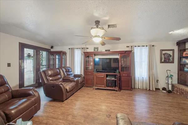 5401 Chad RD, Oklahoma City, OK 73135