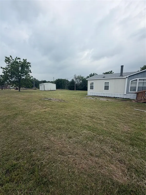 1400 W Airline RD, Pauls Valley, OK 73075