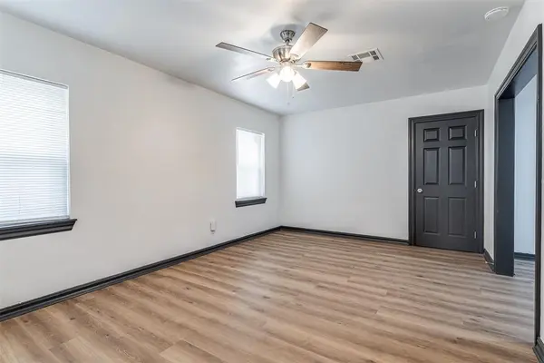 2413 NE 27th AVE, Oklahoma City, OK 73111