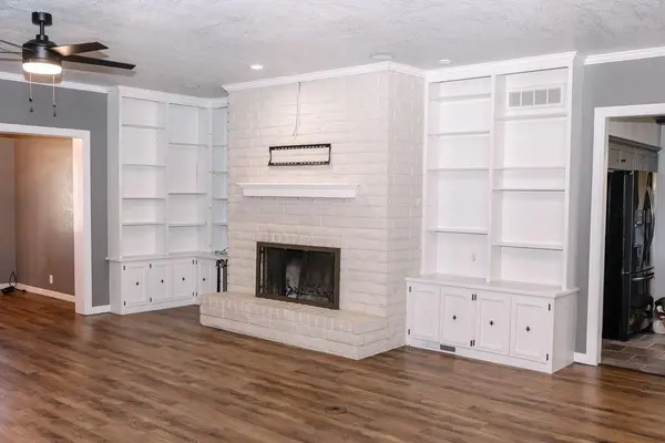 1400 W D AVE, Elk City, OK 73644