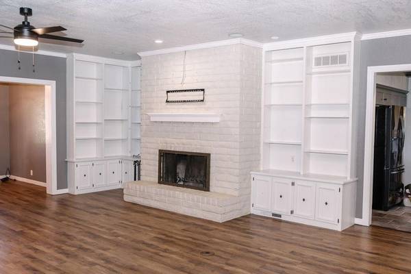 1400 W D AVE, Elk City, OK 73644