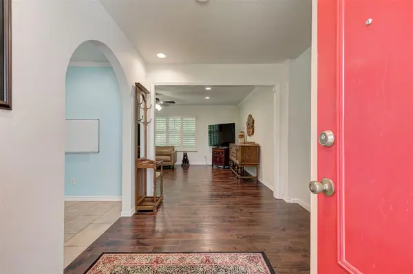 2400 Old Farm RD, Edmond, OK 73013