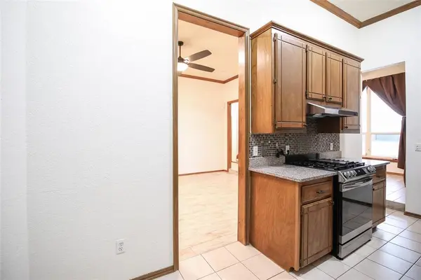 9301 Buttonwood AVE, Moore, OK 73160