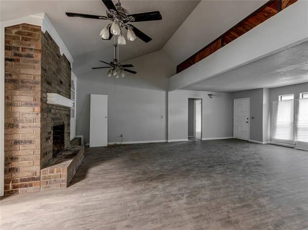 2512 Brookhaven DR, Edmond, OK 73034