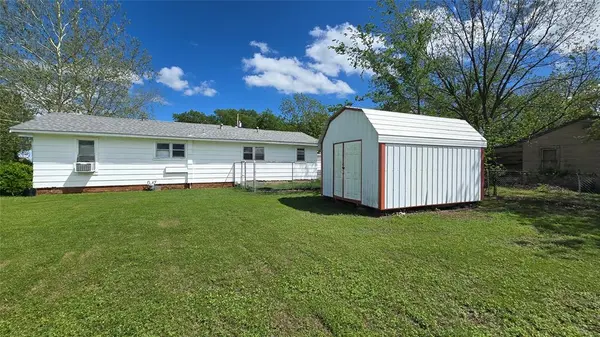 204 NE 10th AVE, Ardmore, OK 73401