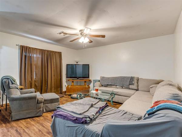 254 County Road 1370 RD, Chickasha, OK 73018