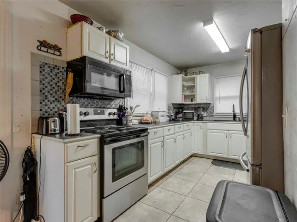 3217 Otterson DR, Oklahoma City, OK 73112