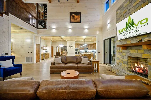 295 Boulder CRK, Broken Bow, OK 74728