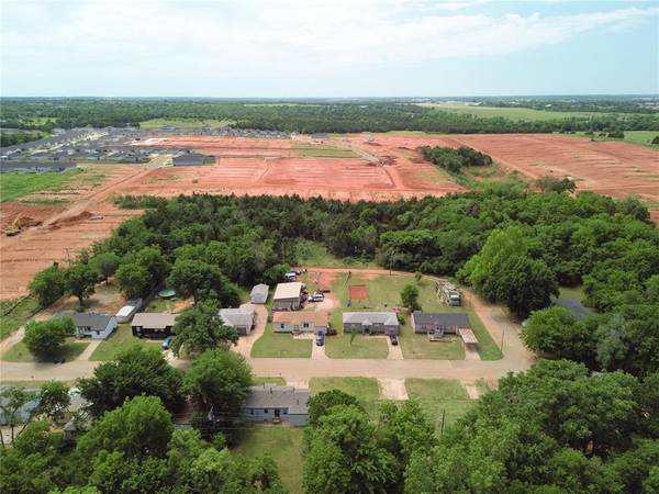 Elmwood DR, Guthrie, OK 73044