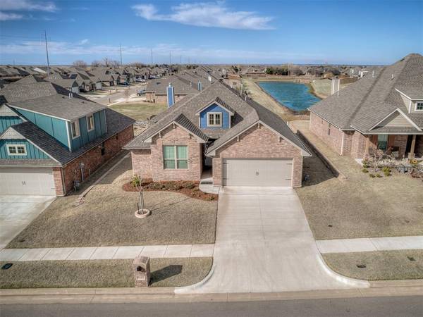 9317 NW 90th ST, Yukon, OK 73099