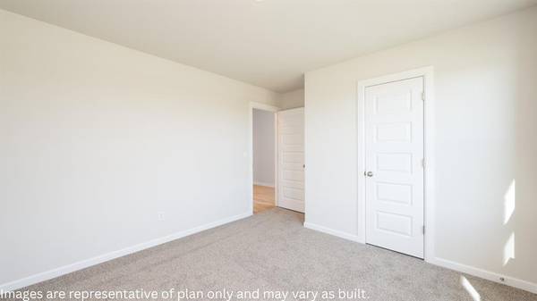 1130 Auburn CIR, Piedmont, OK 73078