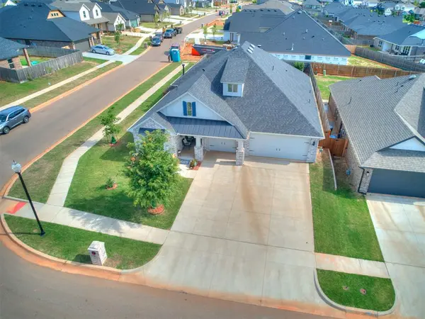 1012 Mount Irving WAY, Norman, OK 73071