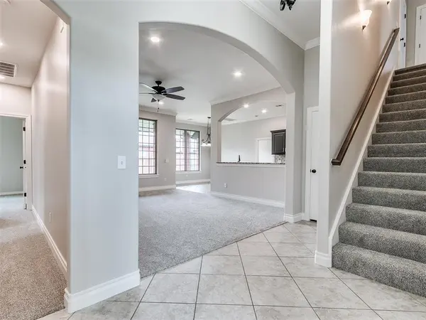 308 Madison Place DR, Moore, OK 73160